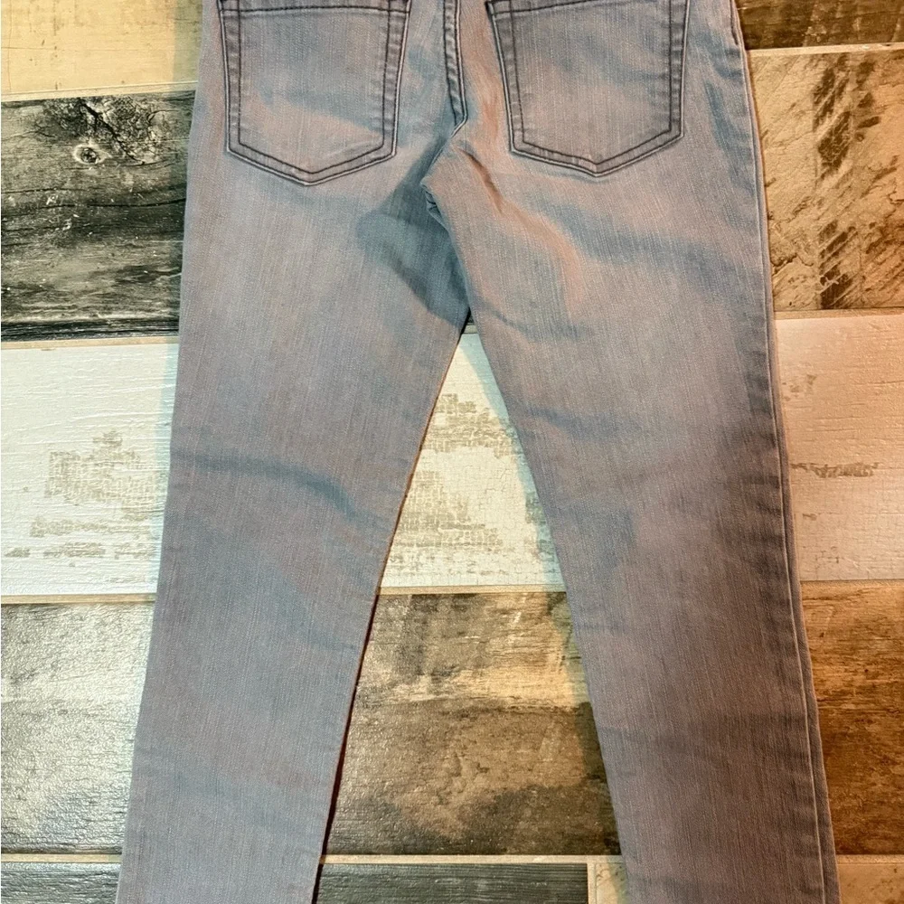 The Children’s Place Girl’s Skinny Jeans in Gray